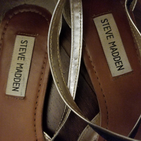 Steve Madden sandals - Picture 2 of 5